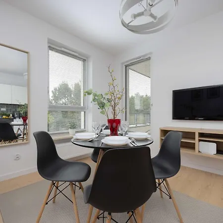 Elegant Szafrańców In With Parking By Renters Apartamento *