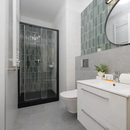 Elegant Szafrańców In With Parking By Renters * Varsóvia