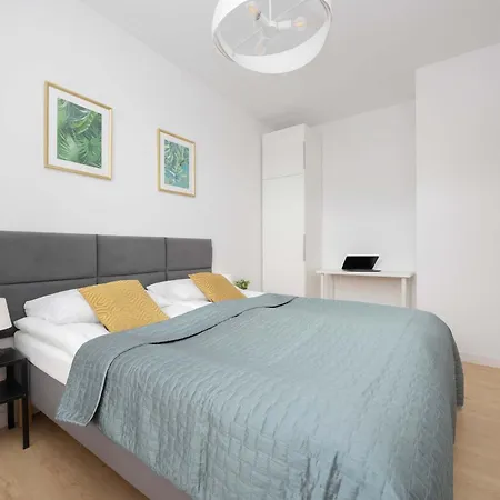 Apartamento Elegant Szafrańców In With Parking By Renters
