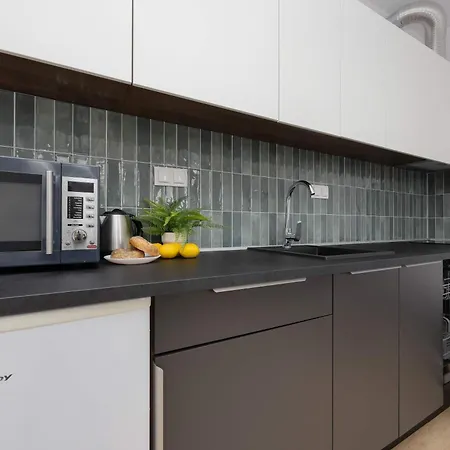 Elegant Szafrańców In With Parking By Renters Apartamento